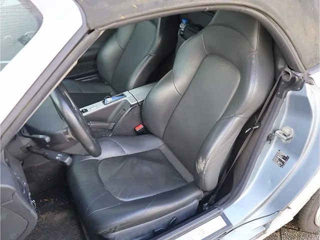Chrysler crossfire cabrio 3.2 v6 automaat 2004, 84-gvx-5 - afbeelding 4 van  29