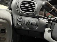 Chrysler grand voyager 3.3i se 174pk 2008, 71-vlt-9 - afbeelding 14 van  32