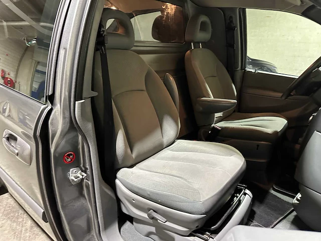 Chrysler grand voyager 3.3i se 174pk 2008, 71-vlt-9 - afbeelding 22 van  32