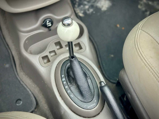 Chrysler pt cruiser cabrio 2.4i limited automaat, 79-rb-sf - afbeelding 4 van  13