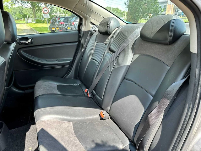 Chrysler sebring 2.4i automaat, 78-rs-xf - afbeelding 15 van  15