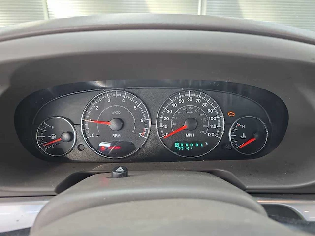 Chrysler sebring cabrio 2.7 limited , 40-ngx-8 - afbeelding 13 van  16