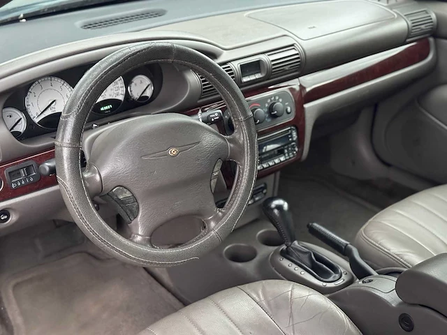 Chrysler sebring cabriolet 2.7i v6 24v lx convertible 72-hg-hn - afbeelding 4 van  16
