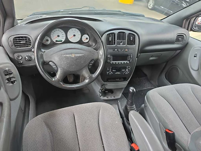 Chrysler voyager 2.4i business edition 7 persoons 2007 | 08-xg-fj - afbeelding 5 van  17