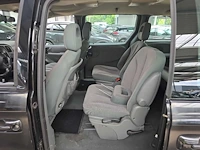 Chrysler voyager 2.4i business edition 7 persoons 2007 | 08-xg-fj - afbeelding 7 van  17