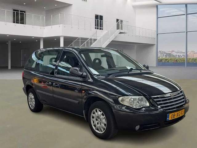 Chrysler voyager 2.4i business edition 7 persoons 2007 | 08-xg-fj - afbeelding 10 van  17