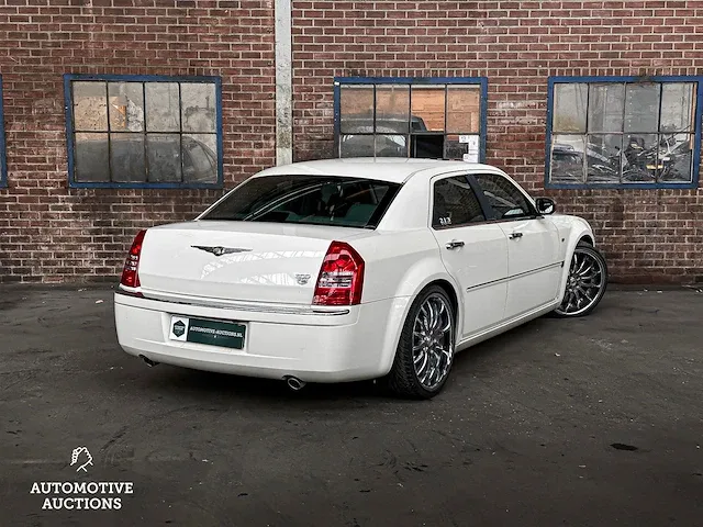 Chrystler 300c hemi 5.7 v8 340pk 2005 -youngtimer- - afbeelding 6 van  54