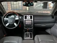 Chrystler 300c hemi 5.7 v8 340pk 2005 -youngtimer- - afbeelding 17 van  54