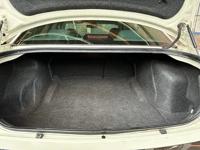Chrystler 300c hemi 5.7 v8 340pk 2005 -youngtimer- - afbeelding 32 van  54