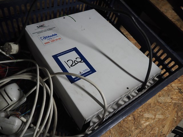 Chubb - afbeelding 3 van  5