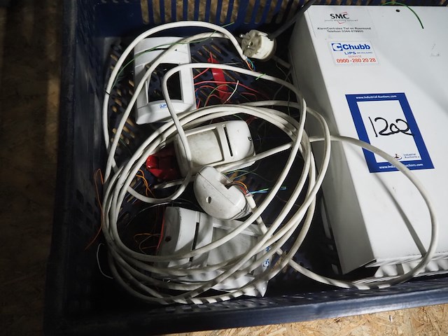 Chubb - afbeelding 4 van  5