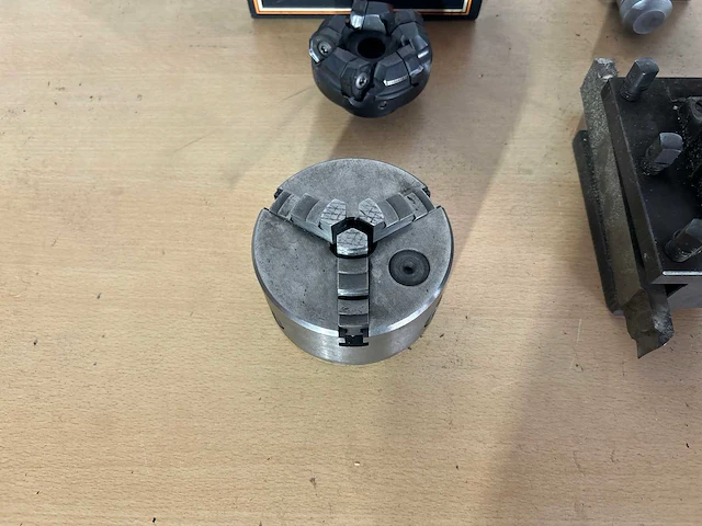Chuck / tooling lathe - afbeelding 4 van  7