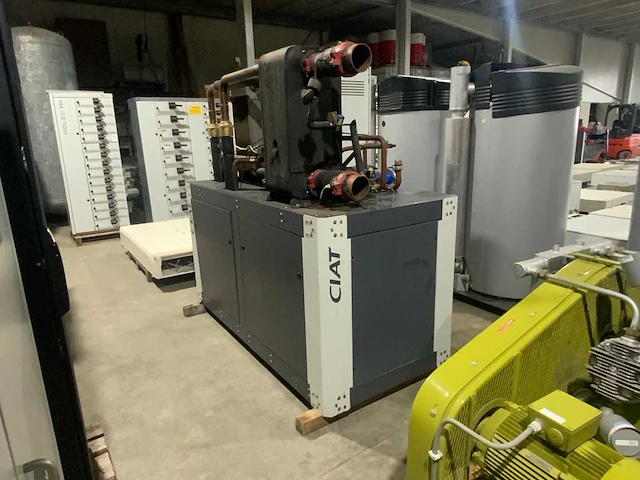 Ciat dynaciat power 700 a 2400 chiller en warmtepomp - afbeelding 1 van  12
