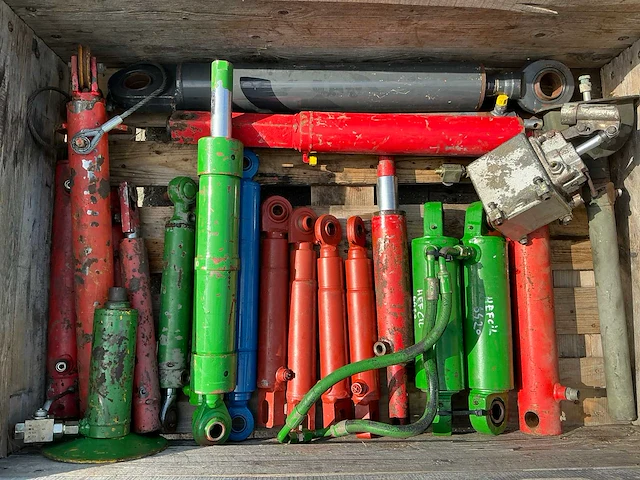 Cilinders met toebehoren - afbeelding 8 van  8