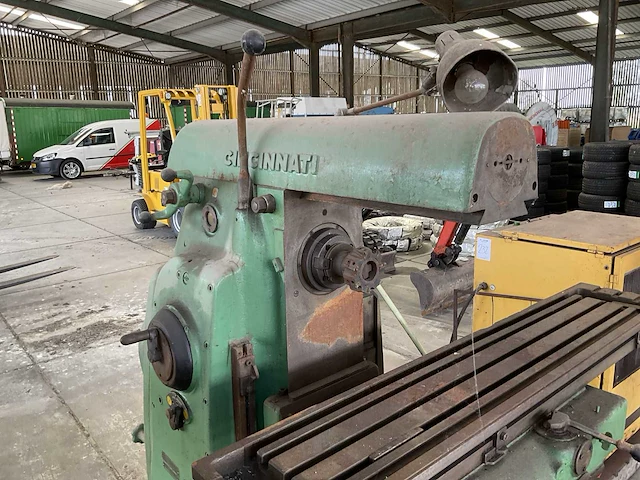 Cincinnati 2 ml freesmachine - afbeelding 14 van  17