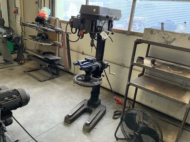 Cincinnati milacron mtc kolomboormachine - afbeelding 1 van  6