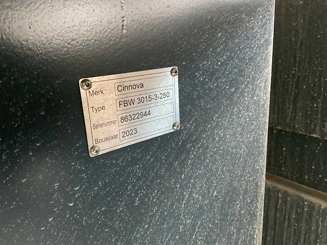 Cinnova fbw 3015-3-250 waterstraalsnijmachine - afbeelding 7 van  31