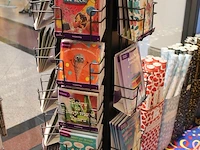 Circa 150 kaarten hallmark met licht, geluid en muziek in diverse uitvoeringen. let op! exclusief carrousel. - afbeelding 2 van  4
