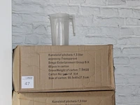 Circa 300 kunststof pitchers a 1.5 liter. - afbeelding 2 van  3