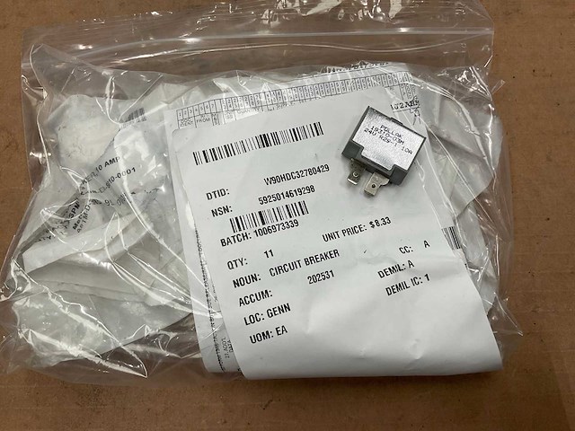 Circuit breaker (11x) - afbeelding 1 van  3