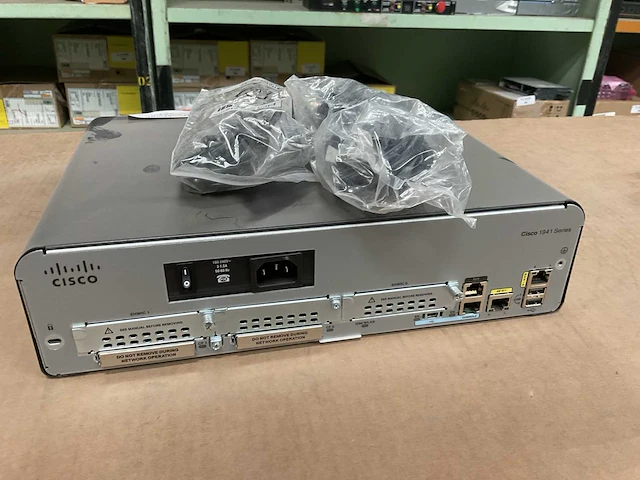 Cisco 1941 data equipment - afbeelding 3 van  5