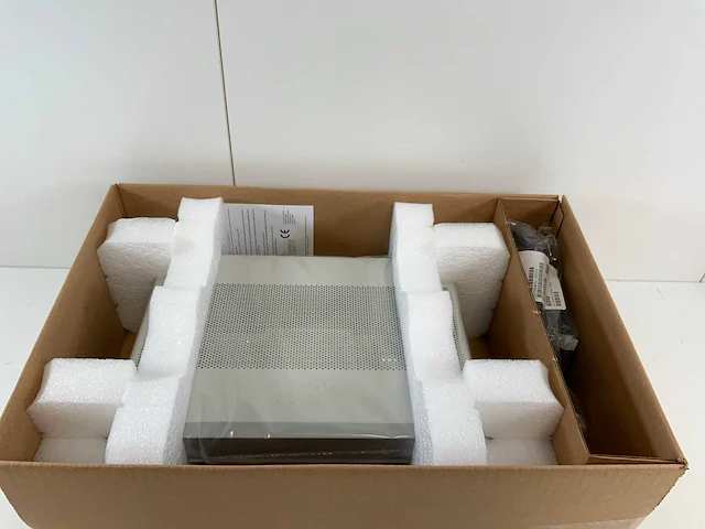 Cisco (c1117-4p) wired router (new) - afbeelding 10 van  13