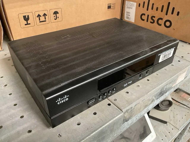 Cisco d9865 satellite receiver (2x) - afbeelding 1 van  5