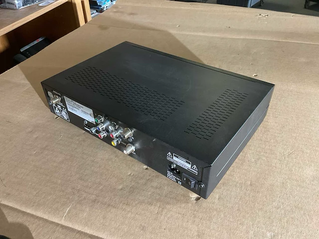 Cisco d9865 satellite receiver (4x) - afbeelding 4 van  5
