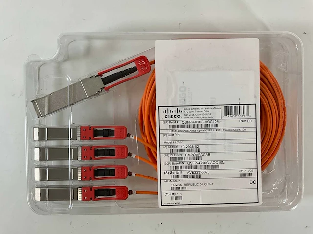 Cisco (qsfp-4x10g-aoc10m) 40gbase 10m active optical qsfp to 4sfp breakout cables (new) (4x) - afbeelding 3 van  6