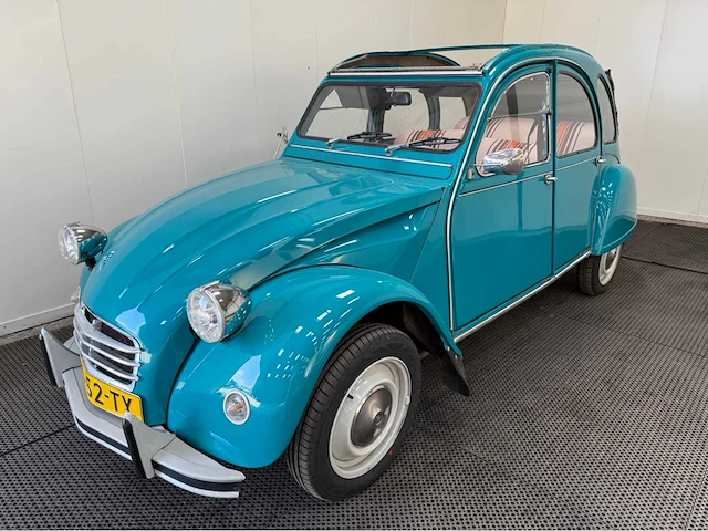 Citroen - 2 cv - eend - oldtimer - 1981 - afbeelding 12 van  37