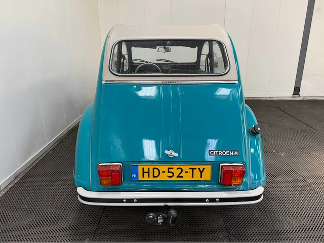 Citroen - 2 cv - eend - oldtimer - 1981 - afbeelding 37 van  37