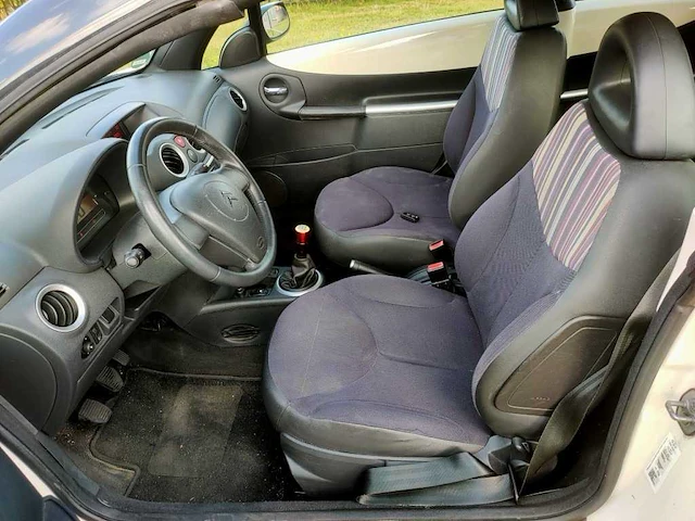 Citroen - 2007 - c3 pluriel - 1.4i image - 78-xt-gn - afbeelding 2 van  16