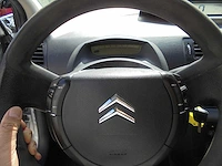 Citroen - 2007 - c4 - 1.6-16v image - 04-xk-zx - afbeelding 4 van  12