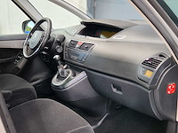 Citroen - 2008 - c4 picasso - 1.8-16v ambiance 5p. - 26-zn-bn - afbeelding 10 van  20