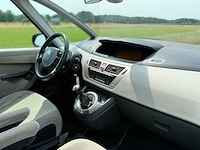 Citroen - 2008 - c4 picasso - 1.8-16v ambiance 5p. - 84-grf-7 - afbeelding 9 van  10