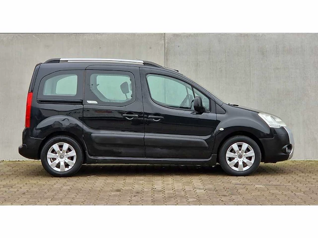 Citroen - 2009 - berlingo - 1.6-16v xtr - 87-jhj-1 - afbeelding 13 van  19