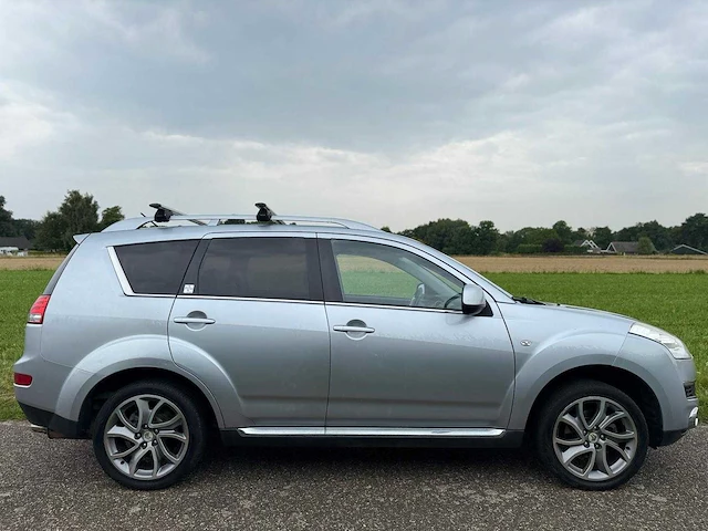 Citroen - 2009 - c-crosser - 2.4-16v exclusive 7p - 17-jjt-1 - afbeelding 8 van  10