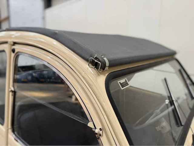 Citroen - 2cv - az- eend - oldtimer - 1956 - afbeelding 30 van  30