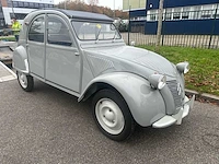 Citroen - 2cv - ribbeleend - classic cars >15 - afbeelding 11 van  13