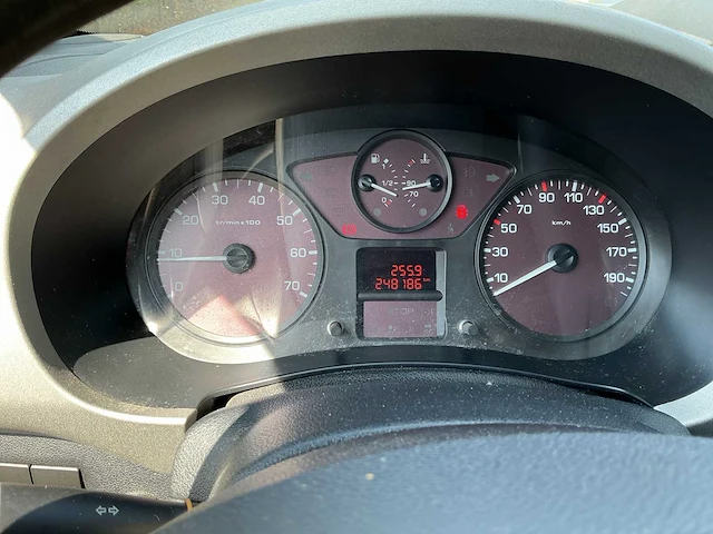 Citroen - berlingo - 1.6-16v multispace - personenauto - afbeelding 13 van  16