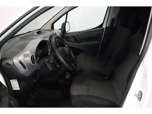 Citroen - berlingo - 1.6 bluehdi 75 club - van - afbeelding 2 van  13