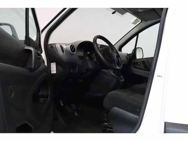 Citroen - berlingo - 1.6 bluehdi 75 club - van - afbeelding 13 van  13