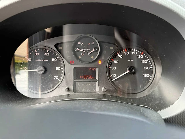 Citroen - berlingo - 1.6 bluehdi 75 comec - vx-317-r - afbeelding 6 van  15