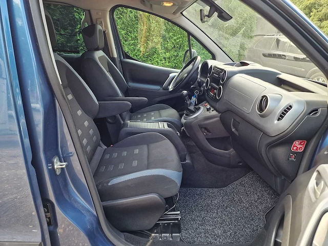 Citroen - berlingo - 1.6 vti 120 multisp. - r-419-dk - 2010 - afbeelding 13 van  25