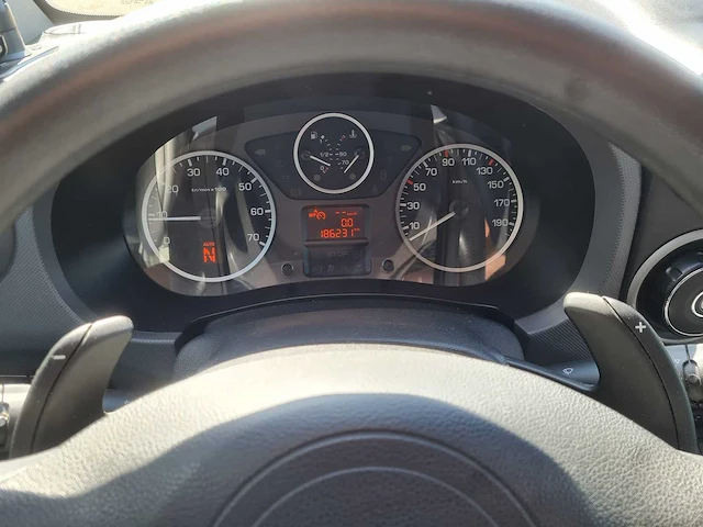 Citroen - berlingo automaat - 1.6 bluehdi 100 buec - vr-729-z - afbeelding 16 van  19