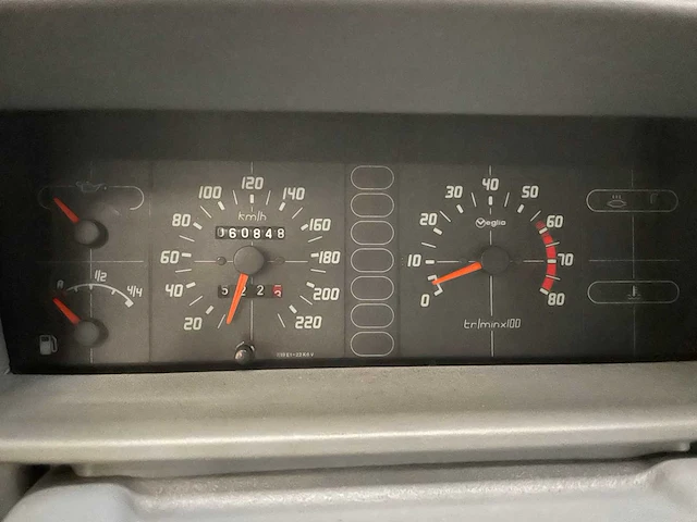 Citroen - bx - oldtimer - 1986 - afbeelding 8 van  28