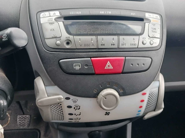 Citroen - c1 - 1.0-12v ambiance , 98-jnp-3 - afbeelding 8 van  22