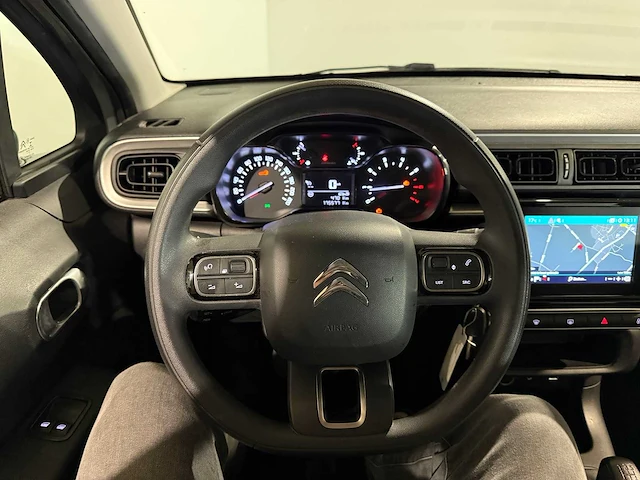 Citroen - c3 - 1.2 pt feel, kx-240-s - afbeelding 2 van  13