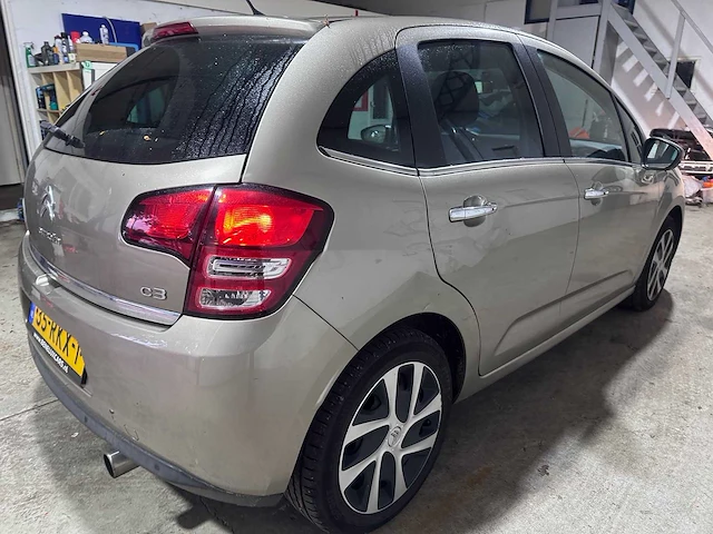 Citroen - c3 - 1.4 vti selection - 35-rkx-1 - afbeelding 12 van  16