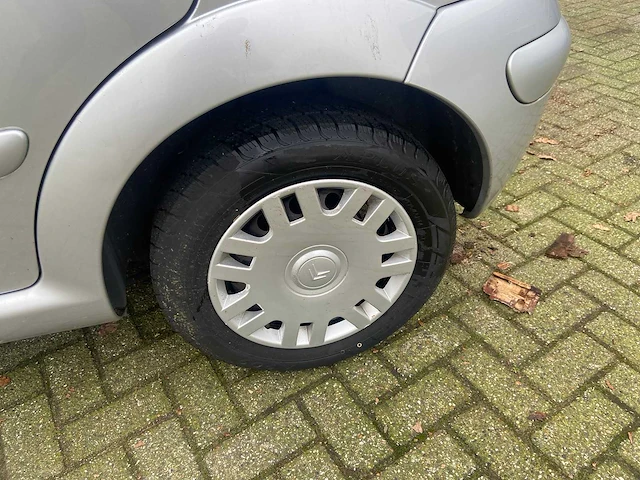 Citroen - c3 - 1.4i ambiance - car - afbeelding 3 van  23